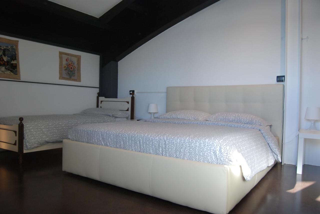 Le Vele Affittacamere Desenzano del Garda Exterior foto